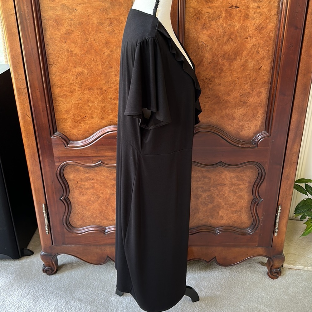 Avenue Studio Black Faux Wrap Dress (Size 22/24) - Picture 8 of 15